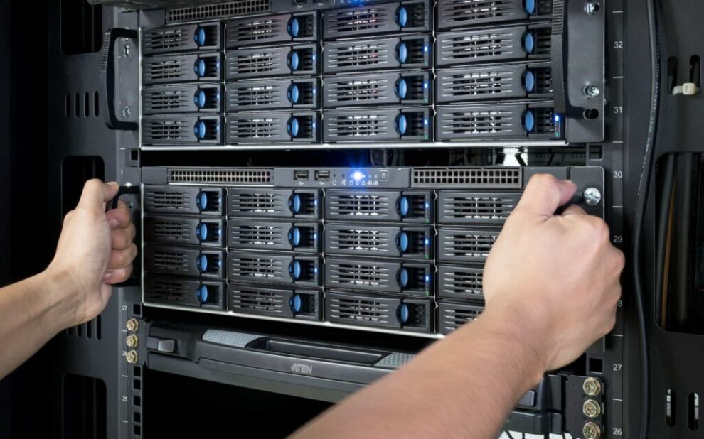 he-thong-may-chu-1024×683